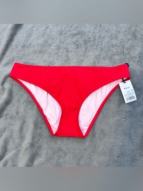 NWT Shade & Shore Women’s Red Ribbed Hipster Bikini Bottoms - Medium